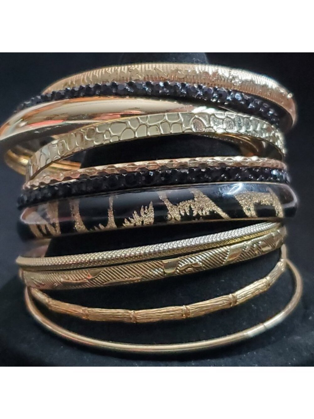 Vintage Bangle Bracelet Lot of 11 Black Gold Tone Stackable 7.5-8"